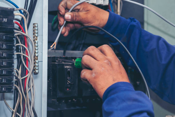Best Emergency Electrical Repair  in Clever, MO